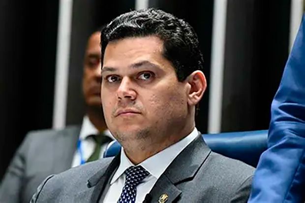 Alcolumbre rejeita de vez impeachment de Moraes: “Nem com 81 assinaturas”