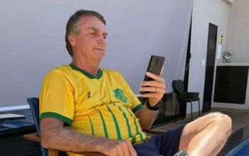 Alexandre de Moraes decreta prisão domiciliar de Jair Bolsonaro