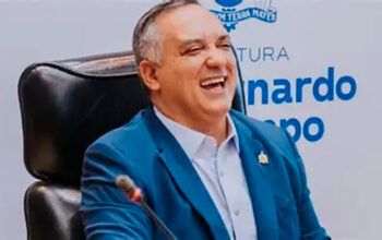 Alvo da PF, prefeito de São Bernardo coloca tornozeleira e é afastado por suspeita de corrupção