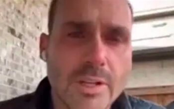 Eduardo Bolsonaro pede a Motta para exercer mandato dos EUA