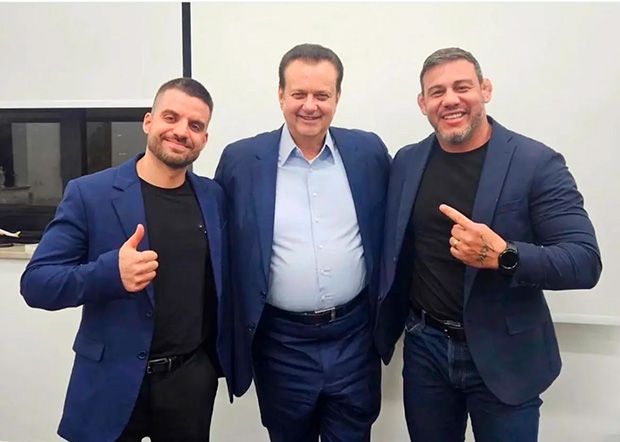 Família alvo de operação contra o PCC tem conexões com bolsonarismo e com Kassab