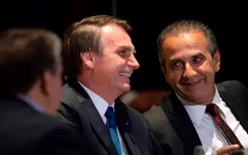 Confira íntegra da troca de áudios de Bolsonaro interceptados pela PF