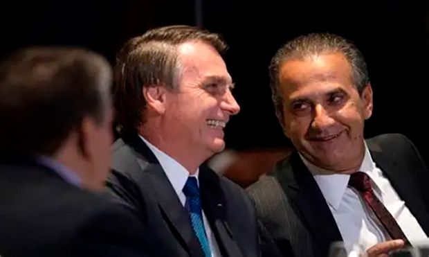 Confira íntegra da troca de áudios de Bolsonaro interceptados pela PF