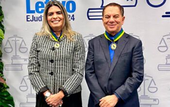 Investigado por pedofilia em 2012, Waldery Aerosa é homenageado pelo TRT-11 com a medalha Honra do Mérito Judiciário