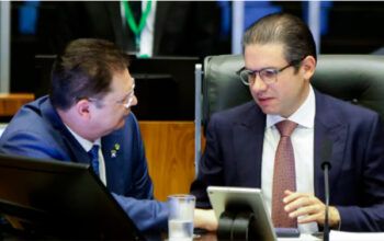 líder do PL na Câmara,  Sóstenes pede desculpas a Motta por obstrução: “Foi muito paciente”