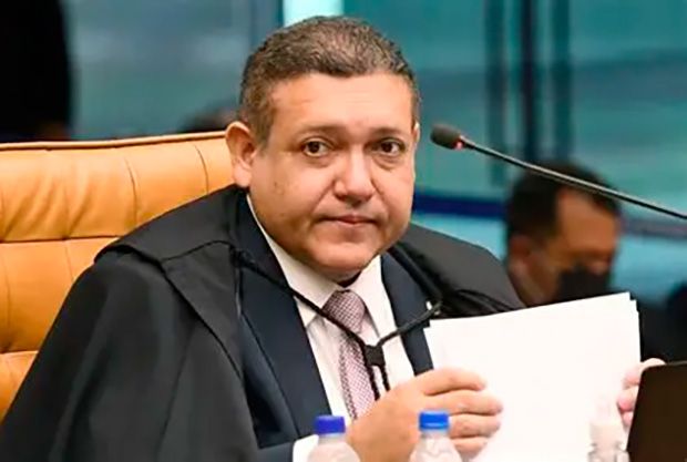 Nunes Marques diverge da maioria e vota contra condenação de Carla Zambelli