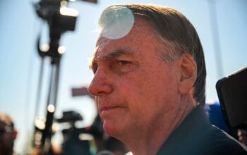 Pesquisa Quaest aponta que nas redes 53% são a favor da prisão de Bolsonaro e 47% são contra