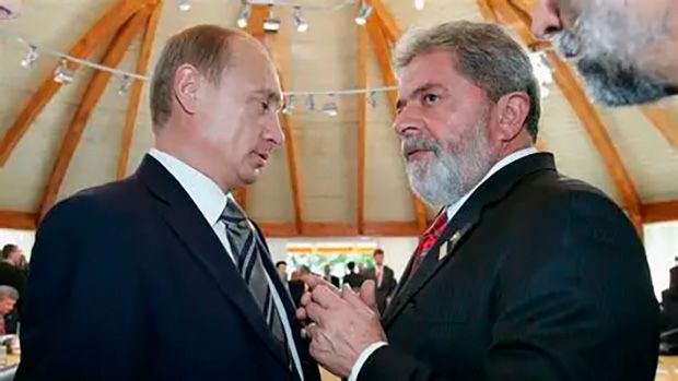 Putin liga para Lula e relata encontro com Trump no Alasca