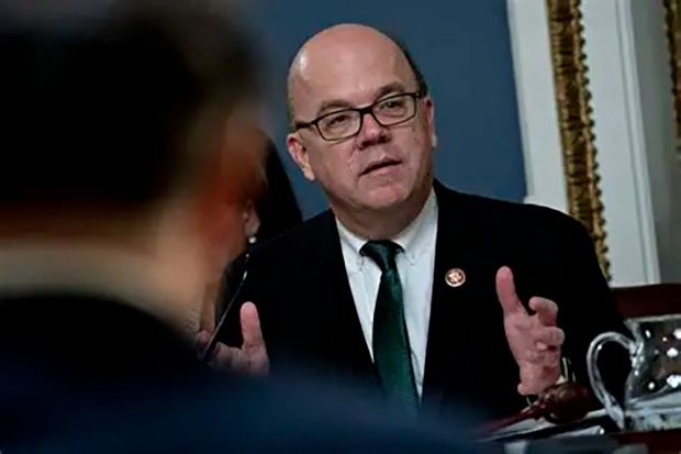 Sanção de Trump a Moraes é “vergonhosa”, diz coautor da Lei Magnitsky