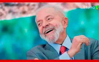 Aprovação do governo Lula sobe a 50% e supera desaprovação, mostra Ipespe