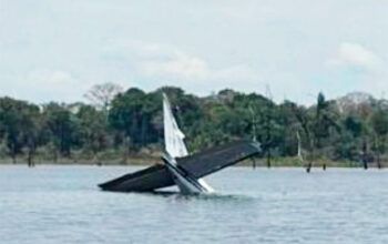 Avião com 380 kg de maconha vindo da Venezuela é interceptado pela FAB e lançado no lago da hidrelétrica de Balbina (AM)