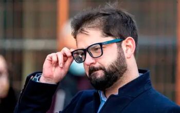 Boric elogia democracia brasileira após julgamento de Bolsonaro