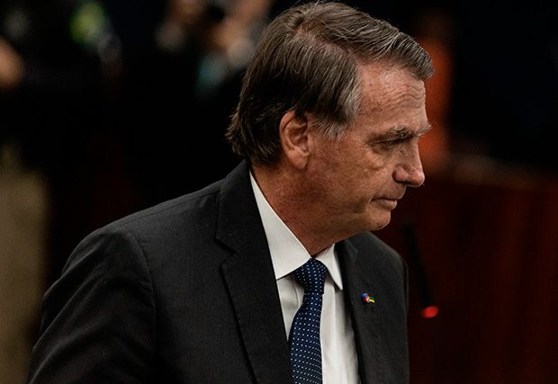 Em editorial, Folha pede condenação de Bolsonaro no STF