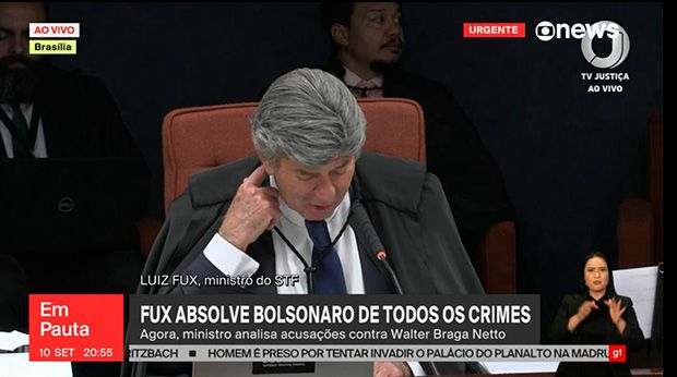 Fux absolve Bolsonaro em todas as acusações sobre a trama golpista