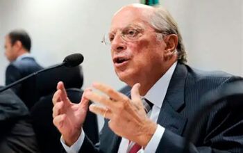 “Julgamento de Bolsonaro cura ferida na democracia e anistia seria traição”, diz Miguel Reale Jr
