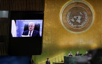 Líder palestino condena Hamas, defende dois Estados e acena a Trump