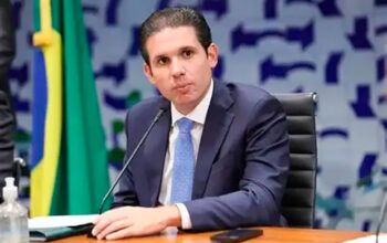 Motta diz que “precisa de mais tempo” para pautar PL da Dosimetria