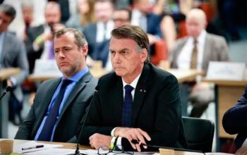 Pela primeira vez um ex-presidente senta no banco dos réus do STF