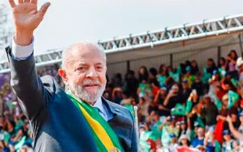 Presidente Lula participa de desfile do 7 de setembro na Esplanada dos Ministérios