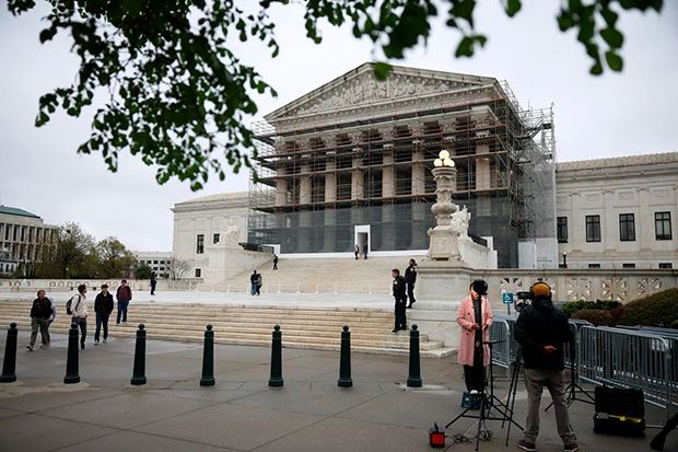 Trump pede à Suprema Corte para deportar 300 mil venezuelanos