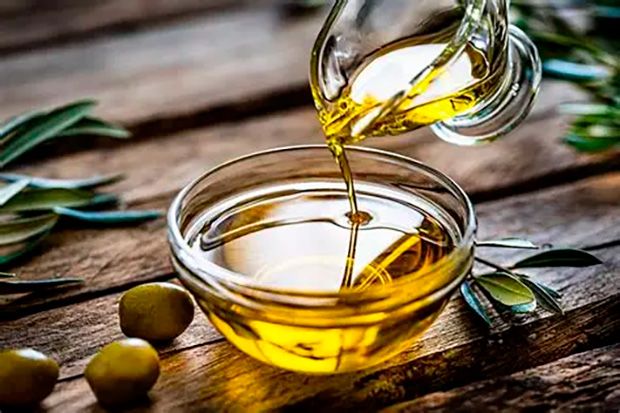 Anvisa proíbe marcas de azeite de oliva, sal do Himalaia e "Chá do Milagre"