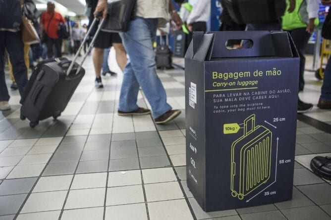 CCJ do Senado aprova gratuidade de bagagem de mão em voos