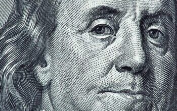 Dólar oscila e Bolsa sobe com Lula-Trump e alternativas à MP do IOF