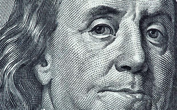 Dólar oscila e Bolsa sobe com Lula-Trump e alternativas à MP do IOF