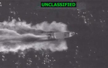 EUA bombardeiam 2º barco no Oceano Pacífico em menos de 48 horas; ataque deixa 3 mortos