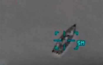 EUA bombardeiam barco perto da Venezuela e matam 6, diz Trump