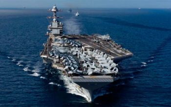 EUA enviam porta-aviões USS Gerald R. Ford  para o Caribe e aumentam pressão sobre Maduro