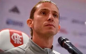 Filipe Luís elogia atuação de Pedro e “cutuca” Carlo Ancelotti