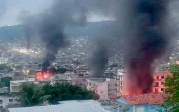 Rio amanhece com 2500 policiais, bombas e tiroteios em ação contra 100 membros do CV
