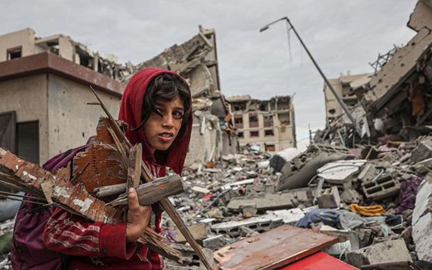 Israel mata cinco palestinos em Gaza e ignora cessar-fogo anunciado por Trump