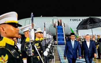 Lula desembarca na Indonésia em busca de parcerias com a Ásia