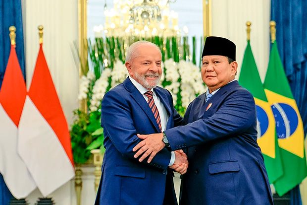 Lula diz na Indonésia que vai disputar 4º mandato em 2026