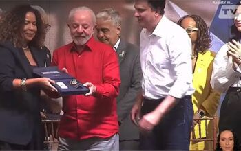 Lula diz que professor pode pedir Carteira Nacional Docente a partir de amanhã