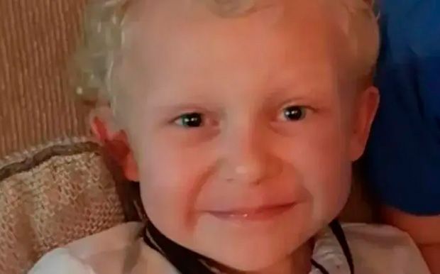 Menino de 12 anos inala desodorante em desafio do TikTok e morre