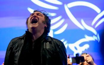 Milei conquista vitória surpreendente nas eleições legislativas da Argentina