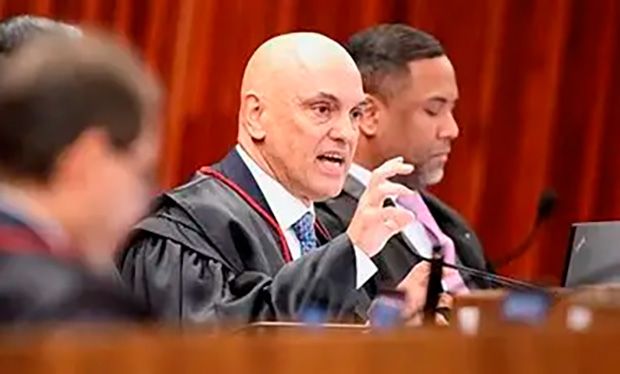Moraes vota para condenar 7 réus do núcleo de fake news da trama golpista