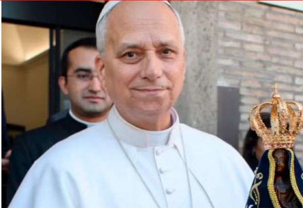 Papa Leão XIV publica foto com imagem de Nossa Senhora Aparecida