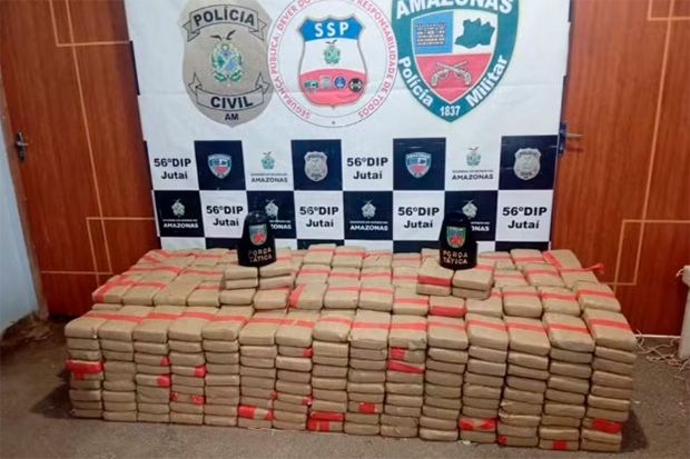Polícia apreende 600 kg de drogas em comunidade do interior do Amazonas