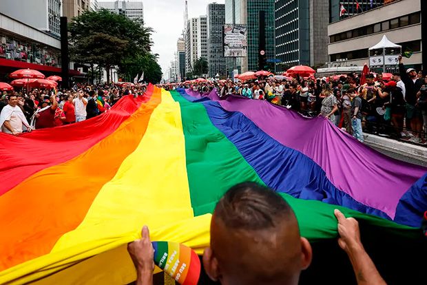 Movimento LGB propõe separação do TQIA+ e pede fim da ideologia de gênero