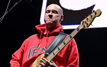 Sam Rivers, baixista e cofundador do Limp Bizkit, morre aos 48 anos