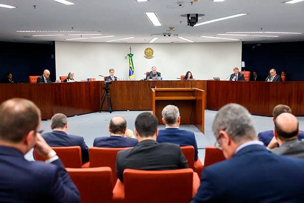 STF retoma julgamento de núcleo responsável por espalhar fake news e atacar eleições