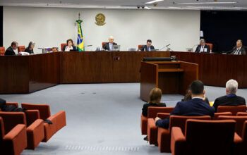 STF retoma julgamento do núcleo de desinformação com voto de Moraes