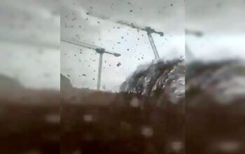 Tornado forte na França derruba guindastes e mata uma pessoa