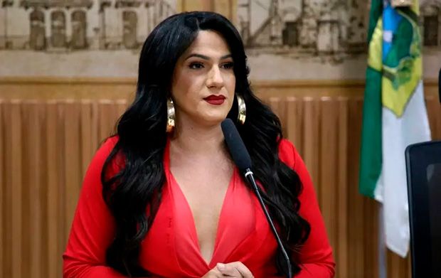 Três bolsonaristas são indiciados por transfobia em ataque a vereadora de Natal (RN)