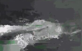 Trump diz que Exército americano destruiu submarino com fentanil