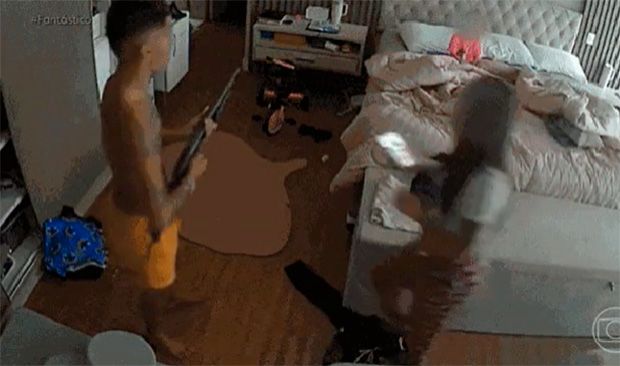 VÍDEO mostra Buzeira armado minutos antes de ser preso em mansão